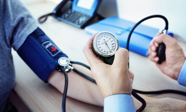 Guide to Correctly Using a Blood Pressure Monitor